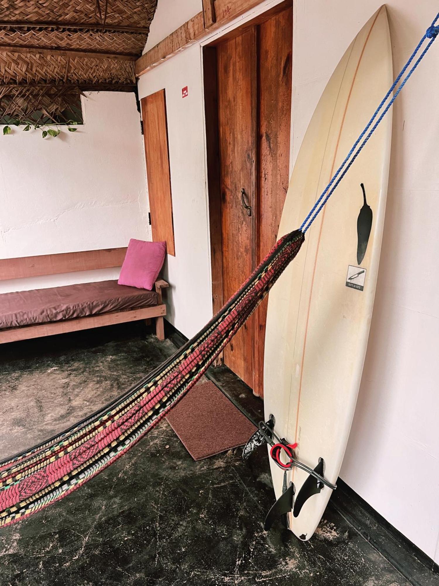 Wave Hunters Hostel อารูกัมเบย์ ภายนอก รูปภาพ